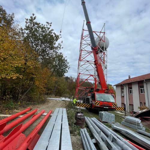 Inchirieri macarale BCL - Demag AC 80 (1)